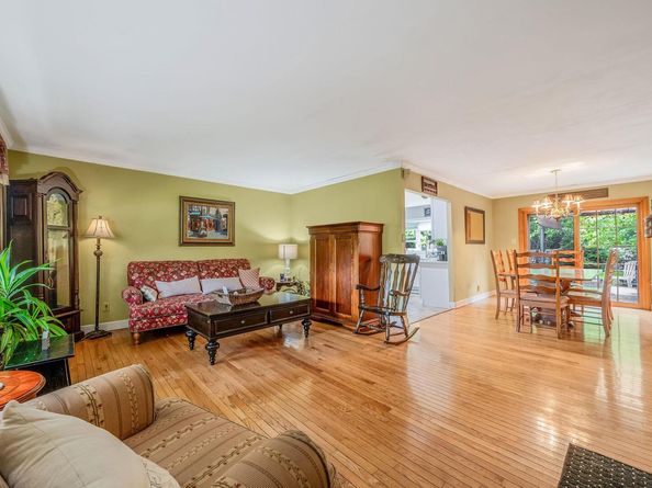 85 Manchester Lane, Stony Brook NY 11790