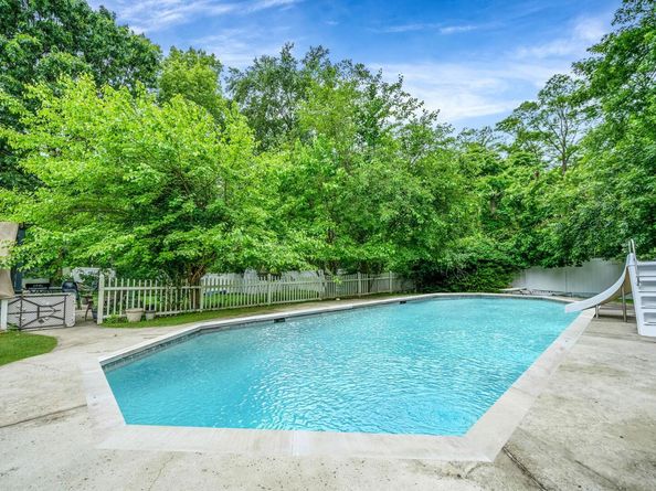 85 Manchester Lane, Stony Brook NY 11790
