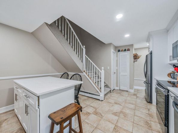 85 Manchester Lane, Stony Brook NY 11790