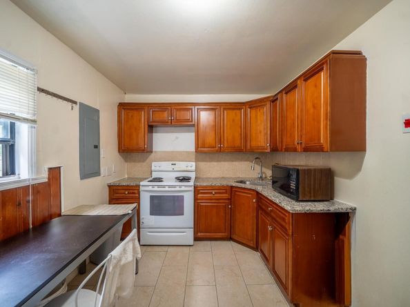 609 Michigan Avenue, Bellport NY 11713