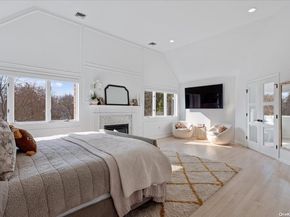 5 Landing Court, Dix Hills NY 11746
