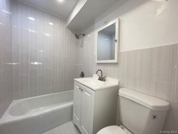 83-60 118th Street 3C, Kew Gardens NY 11415