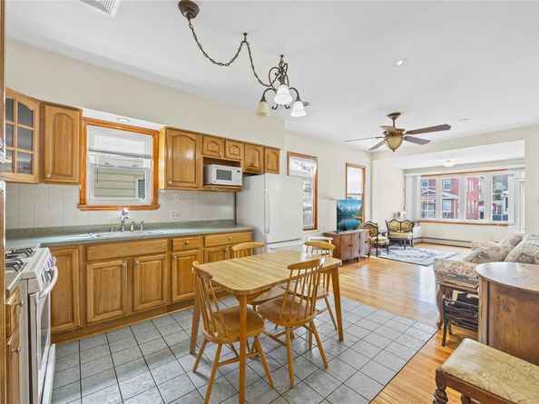 15039 Coolidge Avenue, Briarwood NY 11432