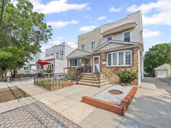 15039 Coolidge Avenue, Briarwood NY 11432