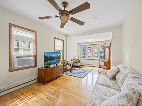 15039 Coolidge Avenue, Briarwood NY 11432