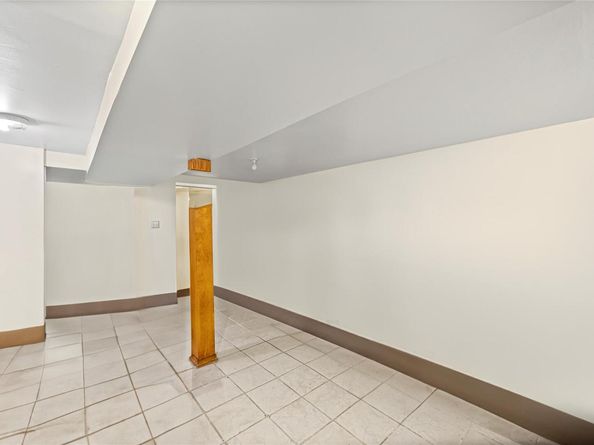 15039 Coolidge Avenue, Briarwood NY 11432