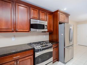 166 Ira Road, Mount Sinai NY 11766