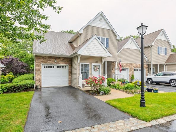 166 Ira Road, Mount Sinai NY 11766