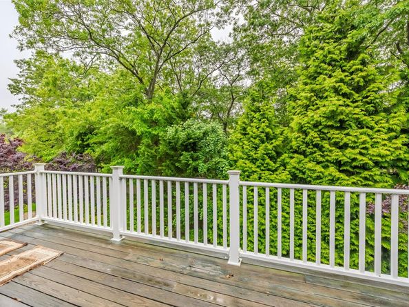 166 Ira Road, Mount Sinai NY 11766