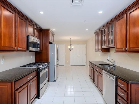 166 Ira Road, Mount Sinai NY 11766