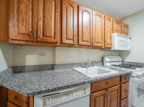 102-55 67 Road 2V, Forest Hills NY 11375
