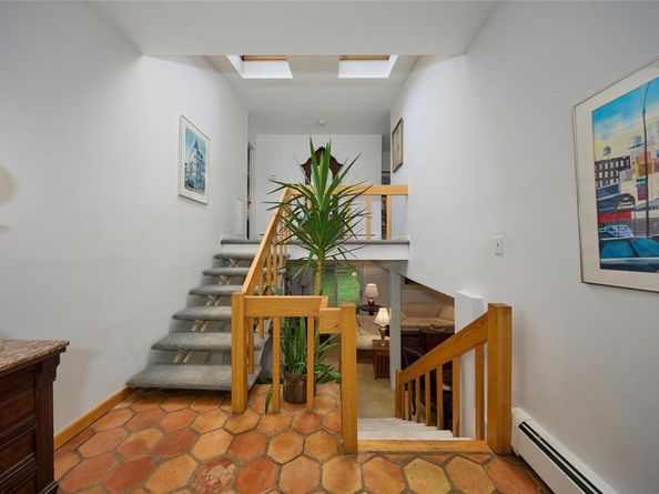 31 Greenlawn Road, Katonah NY 10536