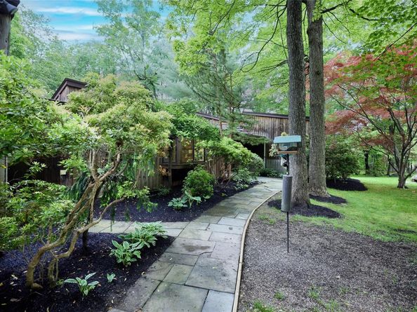 31 Greenlawn Road, Katonah NY 10536