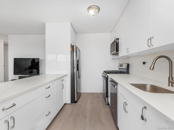 555 Kappock Street 16k, Bronx, NY 10463 - For Sale