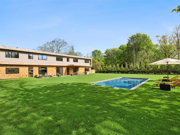 30 School Street, East Hampton NY 11937
