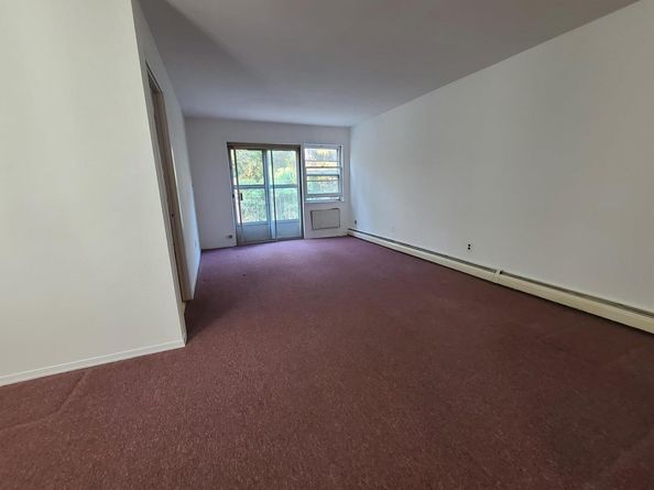 85-10 165 Street, Jamaica NY 11432