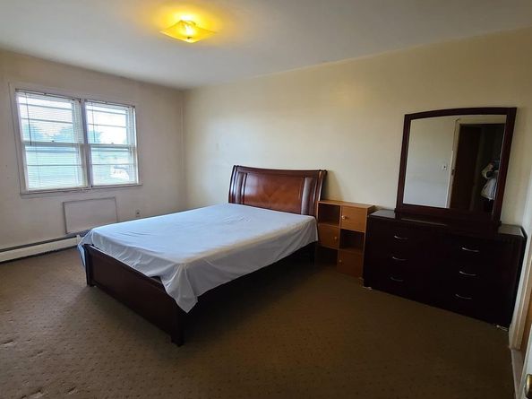 85-10 165 Street, Jamaica NY 11432