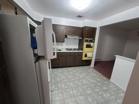 85-10 165 Street, Jamaica NY 11432