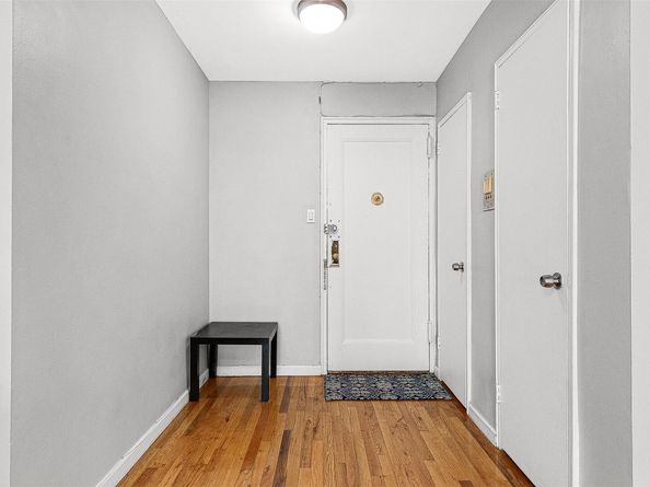 67-30 Clyde Street 6W, Forest Hills NY 11375