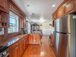 580 Valley Avenue, Yonkers NY 10703