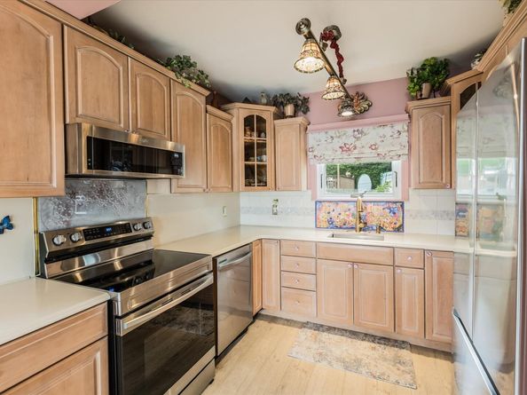 26 Point Breeze Drive, Rocky Point NY 11778