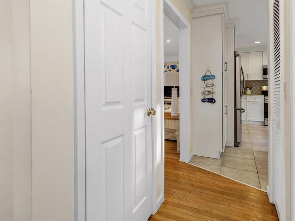 5225 Peconic Bay Boulevard, Laurel NY 11948