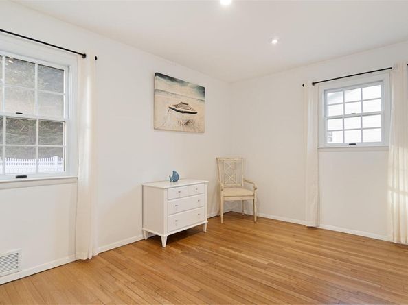 5225 Peconic Bay Boulevard, Laurel NY 11948