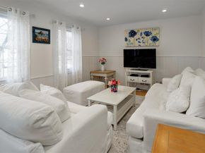 5225 Peconic Bay Boulevard, Laurel NY 11948