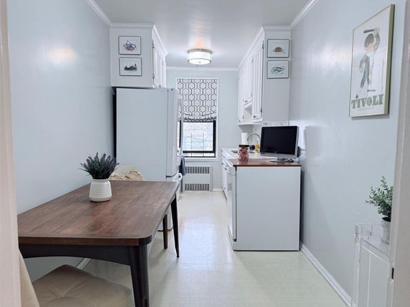83-15 98 Street 3C, Woodhaven NY 11421