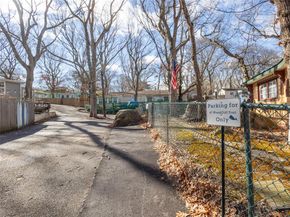 47 Woodcliff Trail, Baiting Hollow NY 11933