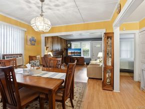 16 Glen Lane, Glenwood Landing NY 11547