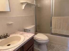 200 Hilton Avenue 20, Hempstead NY 11550