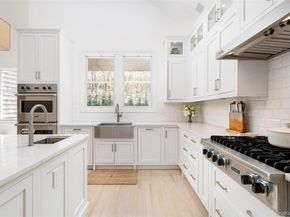 3 Bridies Path, Southampton NY 11968