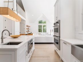 3 Bridies Path, Southampton NY 11968