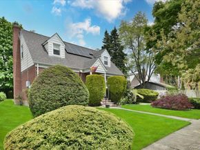 246-35 85th Road, Bellerose NY 11426
