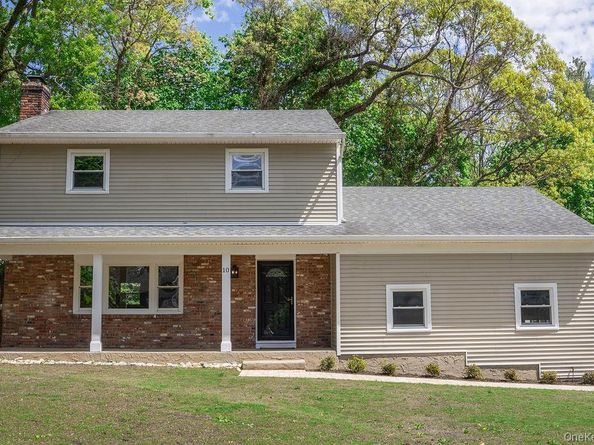 10 Tudor Drive, Stony Brook NY 11790