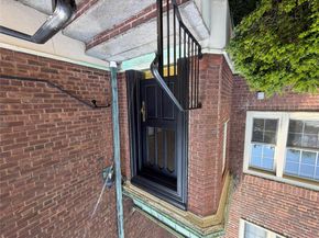 4 Chateaux Circle 4C, Scarsdale NY 10583