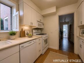 4 Chateaux Circle 4C, Scarsdale NY 10583