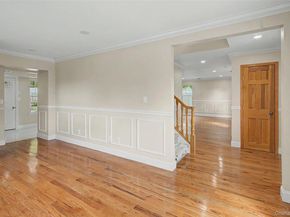 6 Lyons Lane, Coram NY 11727