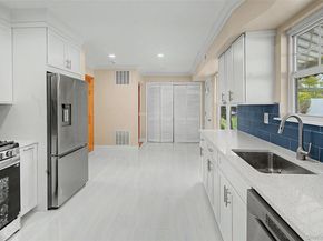 6 Lyons Lane, Coram NY 11727