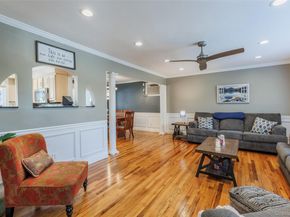 4220 Express Drive S, Ronkonkoma NY 11779
