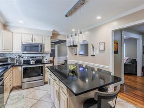4220 Express Drive S, Ronkonkoma NY 11779
