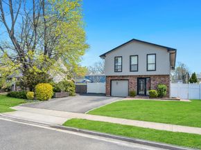 41 Oakley Avenue, Massapequa NY 11758