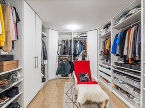 39 Coolidge Avenue, Roslyn Heights NY 11577