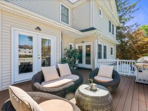 39 Coolidge Avenue, Roslyn Heights NY 11577