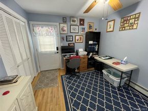 70 E Neptune Avenue, Lindenhurst NY 11757