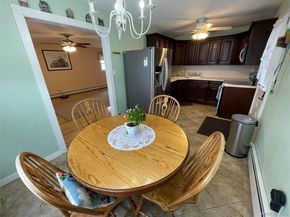 70 E Neptune Avenue, Lindenhurst NY 11757