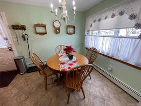 70 E Neptune Avenue, Lindenhurst NY 11757