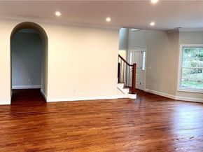 1 Kewanee Road, New Rochelle NY 10804