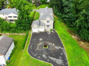 1 Kewanee Road, New Rochelle NY 10804